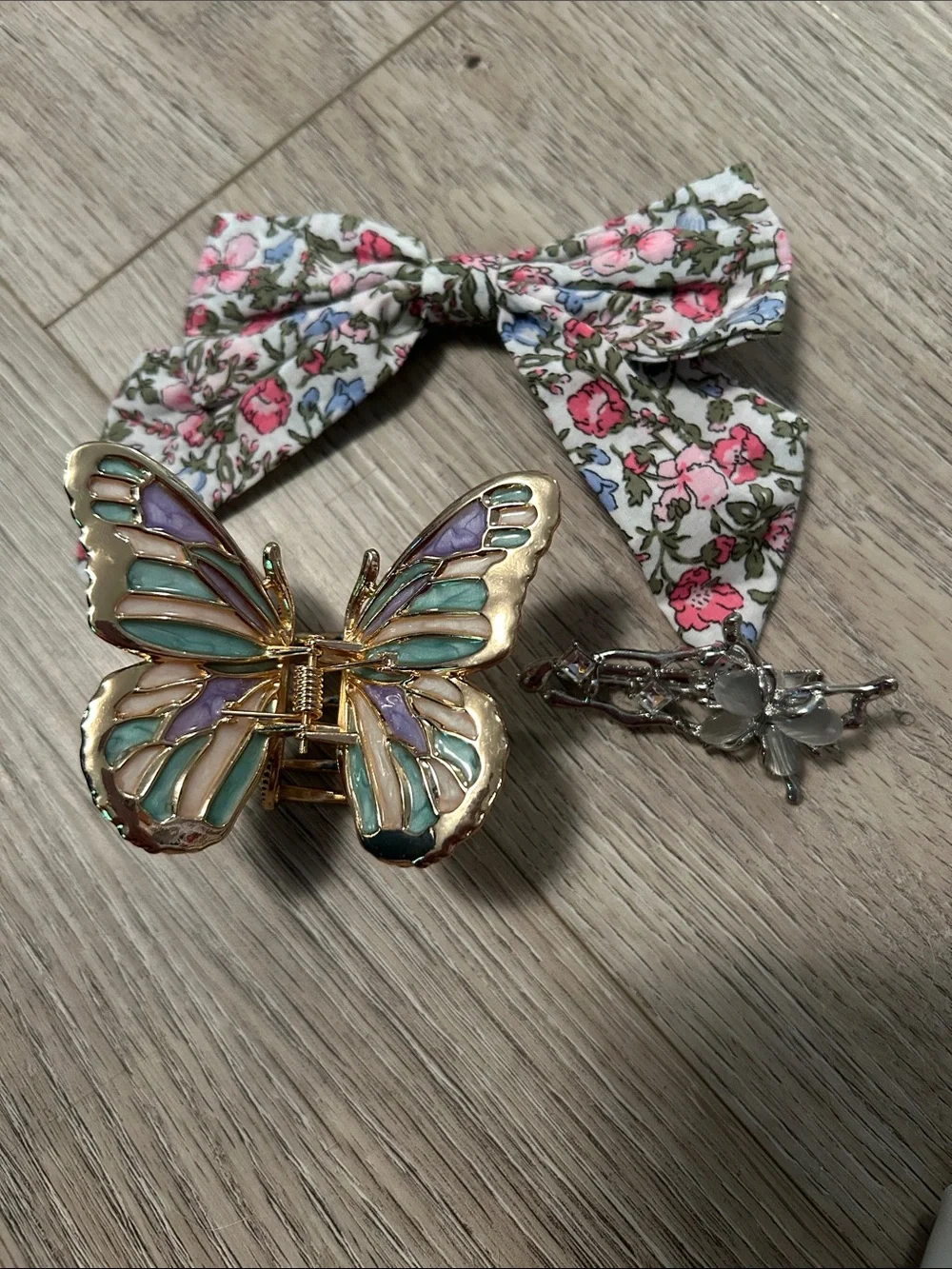 Floral Bow & Pastel Enamel Butterfly Hair Clip Set - Picture 1 of 1
